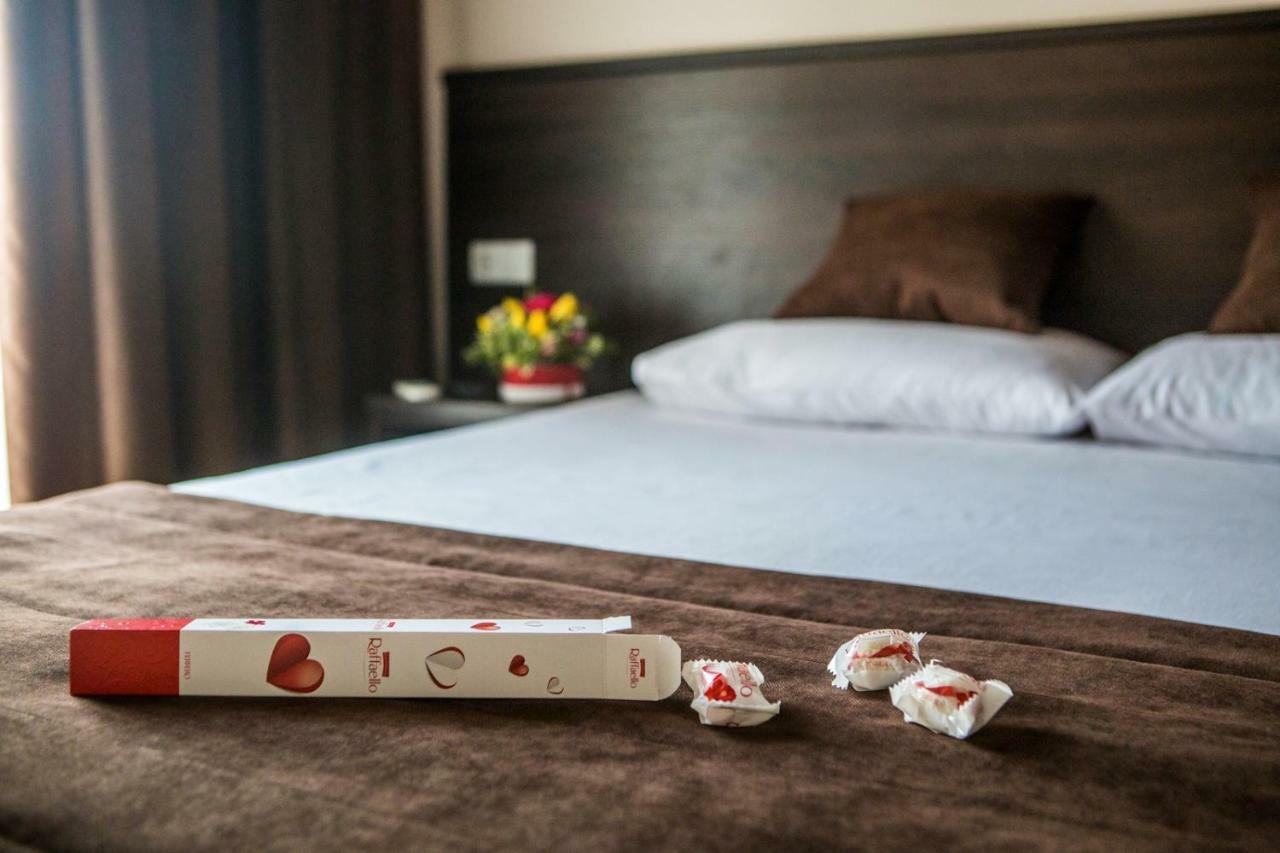 Hotel Marmaris Skadovsʼk Zewnętrze zdjęcie