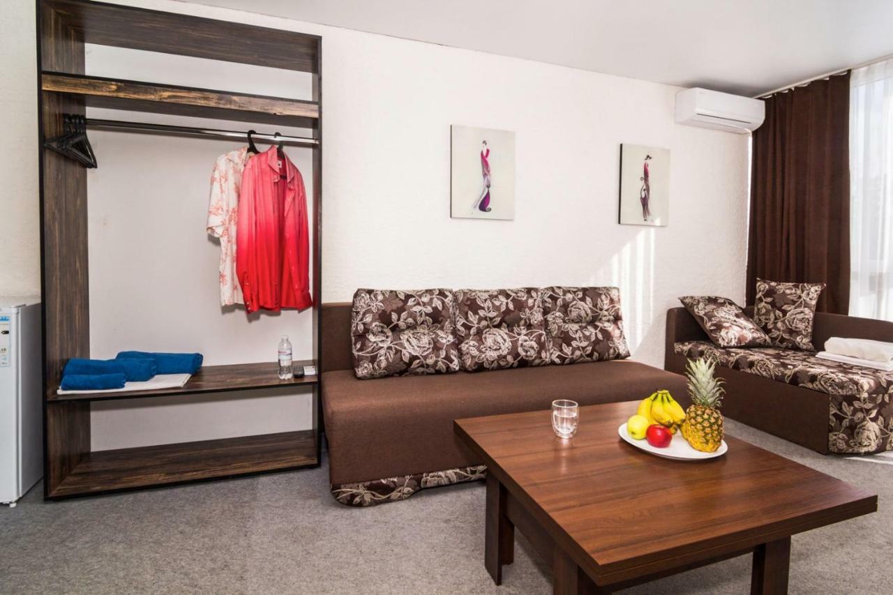 Hotel Marmaris Skadovsʼk Zewnętrze zdjęcie