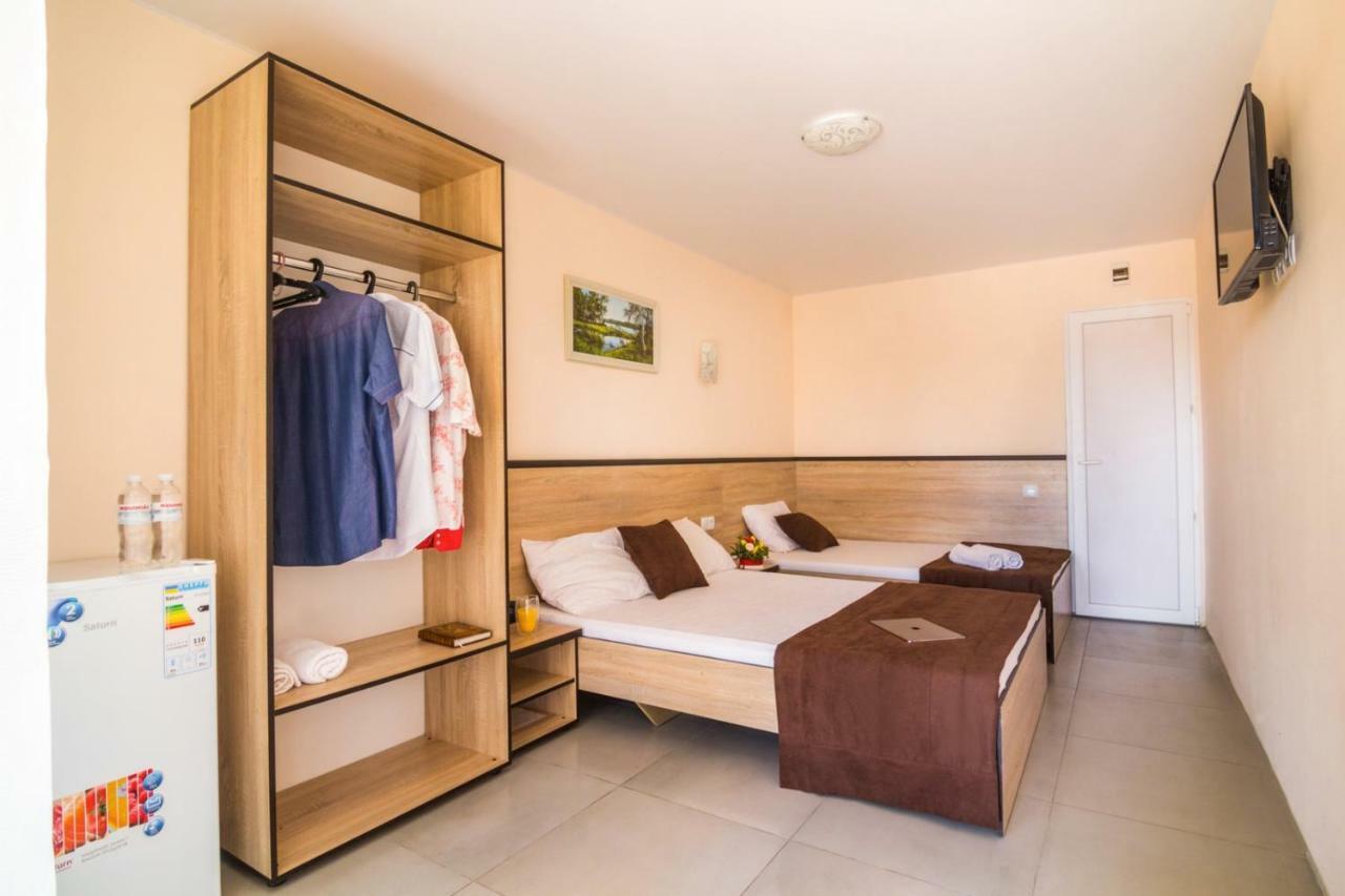 Hotel Marmaris Skadovsʼk Zewnętrze zdjęcie