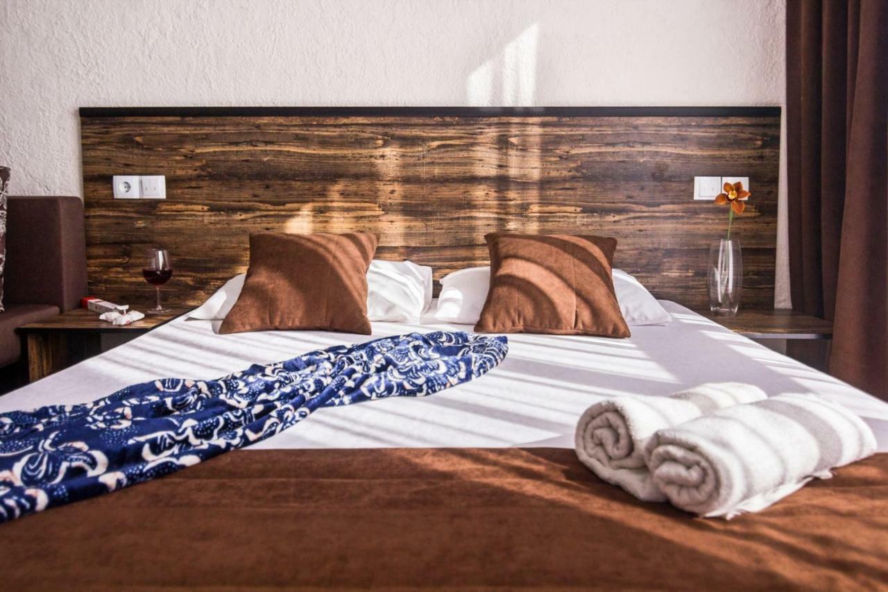 Hotel Marmaris Skadovsʼk Zewnętrze zdjęcie